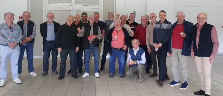 Les membres masculins de l'ACSO